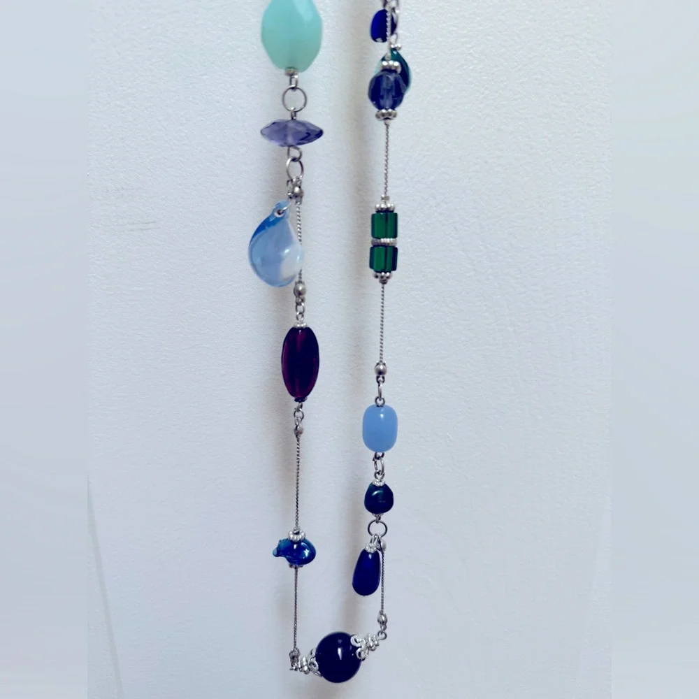 22" Lane Bryant glass bead silver tone necklace - Picture 2 of 11